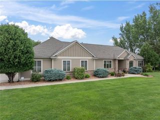 1057 Ridge Crest Lane NW, Rochester, MN 55901