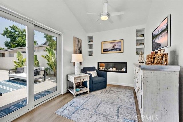 1402 E Rose Avenue, Orange, CA 92867