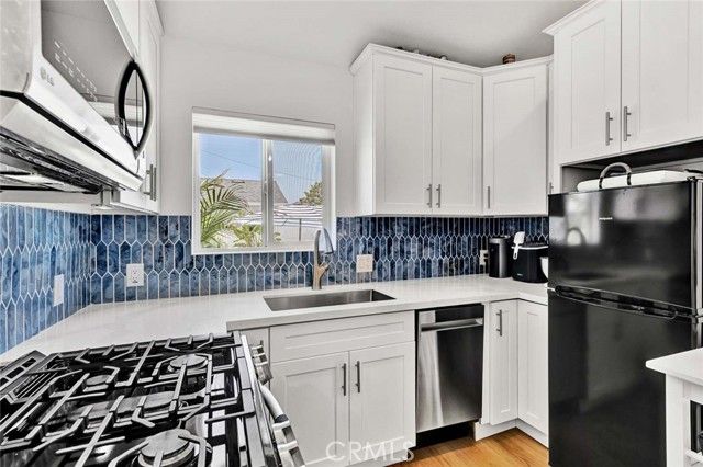 1402 E Rose Avenue, Orange, CA 92867