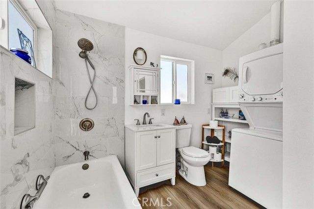 1402 E Rose Avenue, Orange, CA 92867