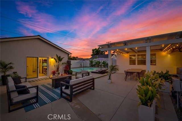 1402 E Rose Avenue, Orange, CA 92867