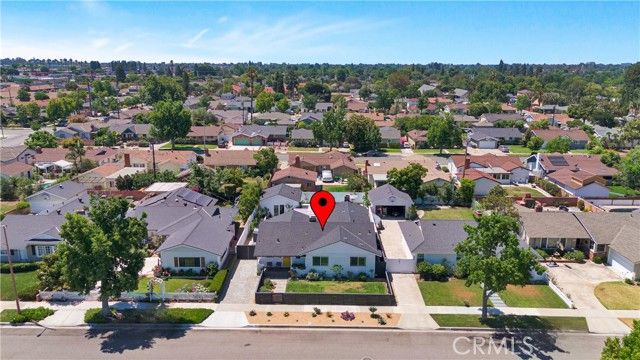 1402 E Rose Avenue, Orange, CA 92867