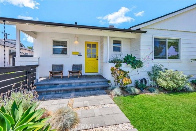 1402 E Rose Avenue, Orange, CA 92867