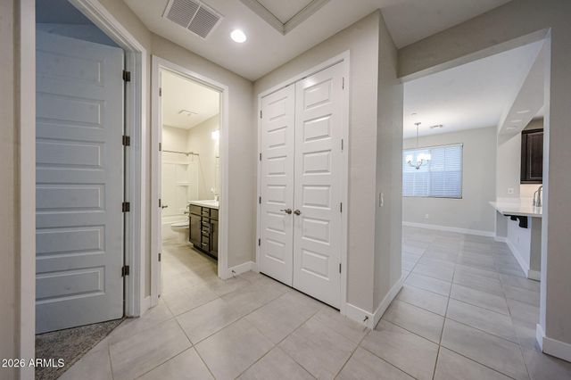 12402 W CASSIA Trail, Peoria, AZ 85383