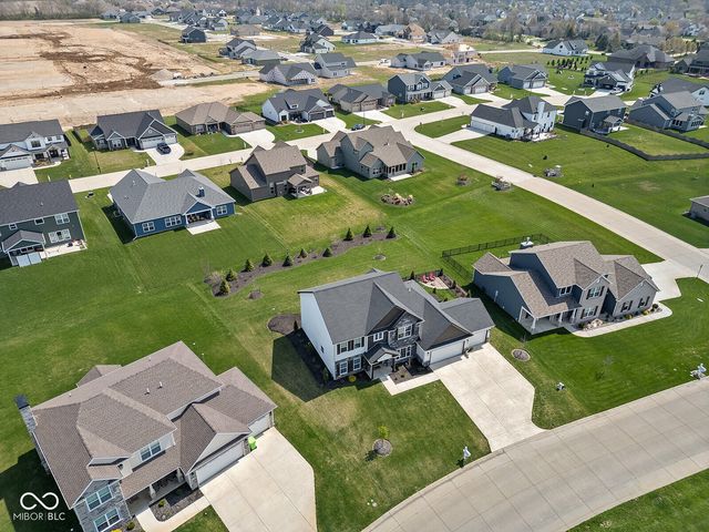 4329 N Admirals Pointe Drive, Lafayette, IN 47909