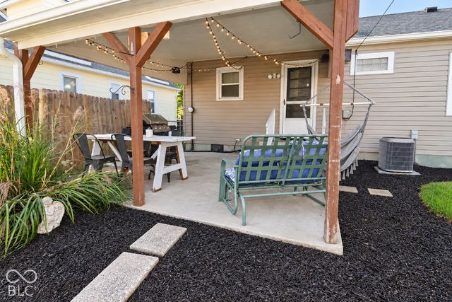 321 N 18th Avenue, Beech Grove, IN 46107
