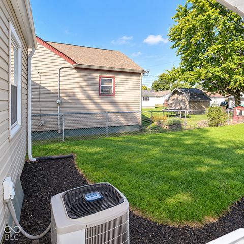321 N 18th Avenue, Beech Grove, IN 46107