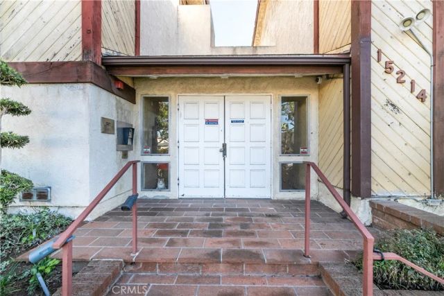 15214 S Raymond Avenue 111, Gardena, CA 90247