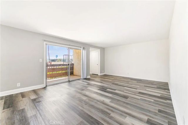 15214 S Raymond Avenue 111, Gardena, CA 90247