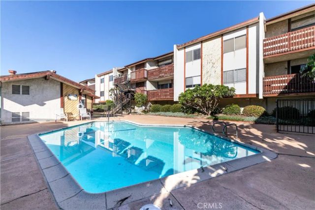15214 S Raymond Avenue 111, Gardena, CA 90247