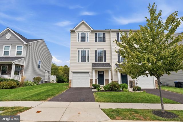 633 COLUMBUS DR, Spring City, PA 19475