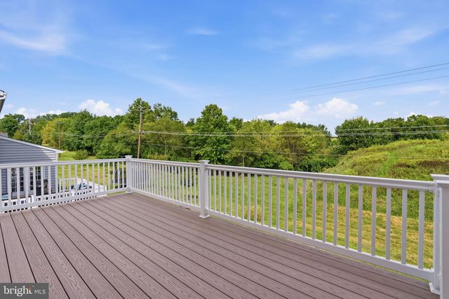 633 COLUMBUS DR, Spring City, PA 19475