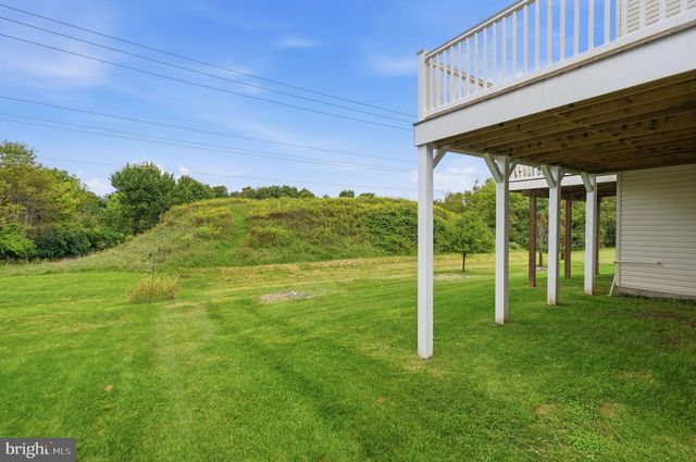 633 COLUMBUS DR, Spring City, PA 19475