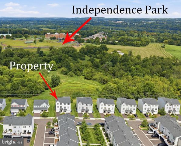 633 COLUMBUS DR, Spring City, PA 19475