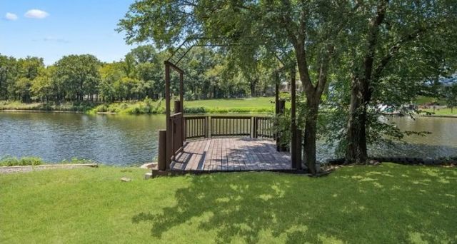 1308 Oakhurst Drive, Southlake, TX 76092