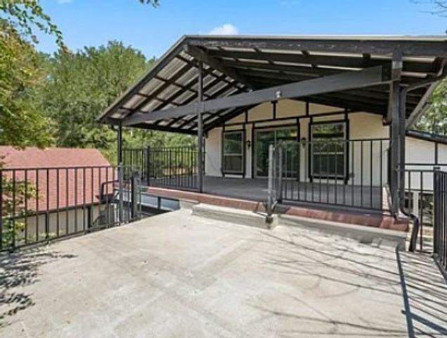 1308 Oakhurst Drive, Southlake, TX 76092