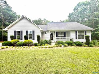 270 Crosley Lane, Boaz, AL 35956
