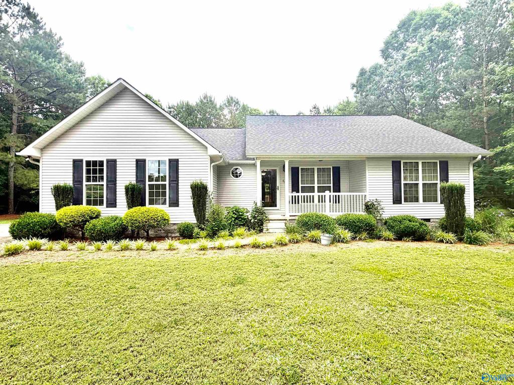 270 Crosley Lane, Boaz, AL 35956