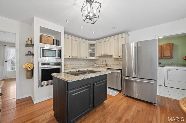 583 McBride Pointe Drive, Wildwood, MO 63011