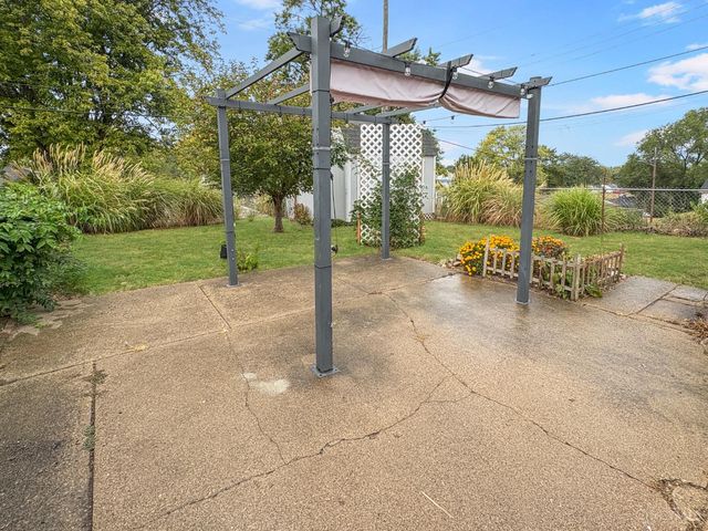 2803 Inland Drive, Middletown, OH 45042