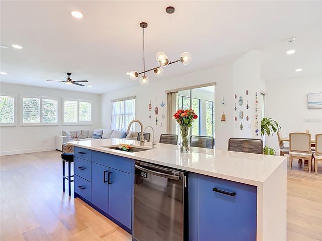 16923 MELISSA ANN DRIVE, Lutz, FL 33558