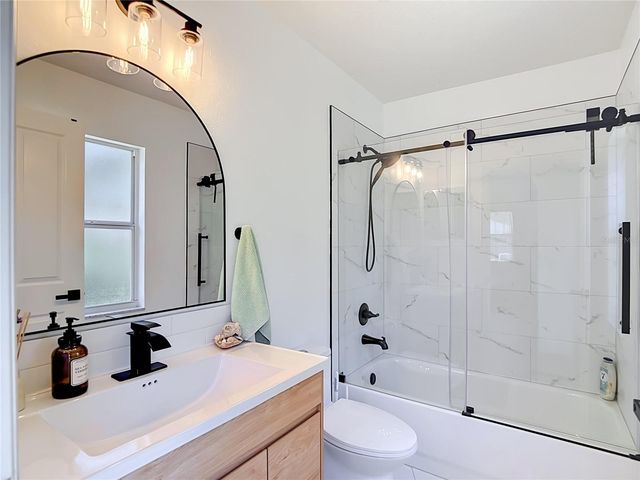 16923 MELISSA ANN DRIVE, Lutz, FL 33558