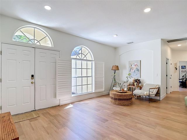 16923 MELISSA ANN DRIVE, Lutz, FL 33558