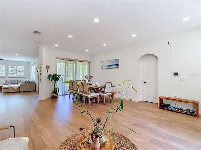 16923 MELISSA ANN DRIVE, Lutz, FL 33558