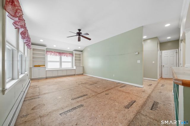 112 Grumman Avenue, Norwalk, CT 06851