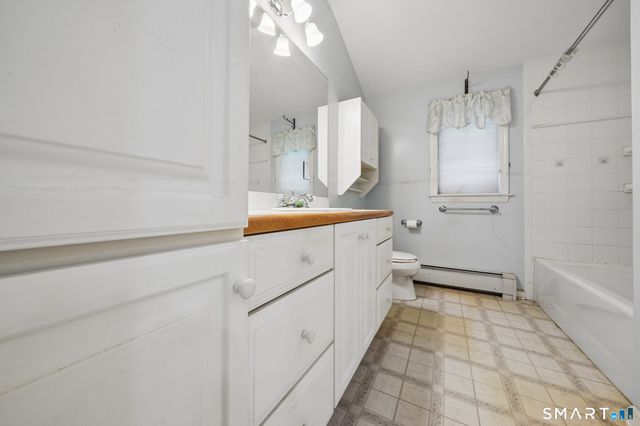 112 Grumman Avenue, Norwalk, CT 06851