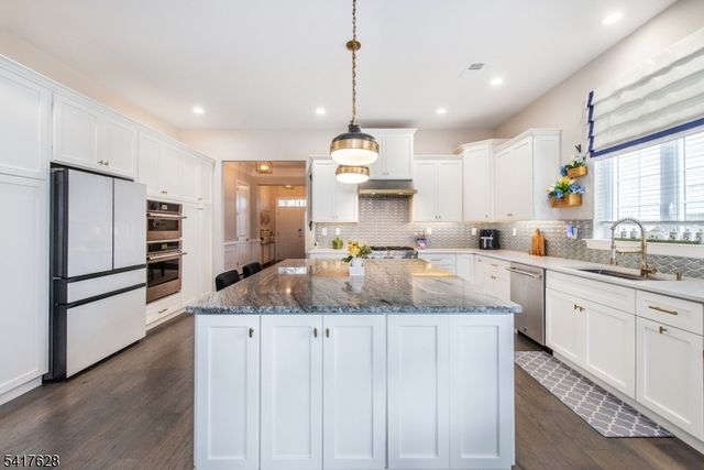 32 GORDON WAY, Mount Olive Twp., NJ 07836