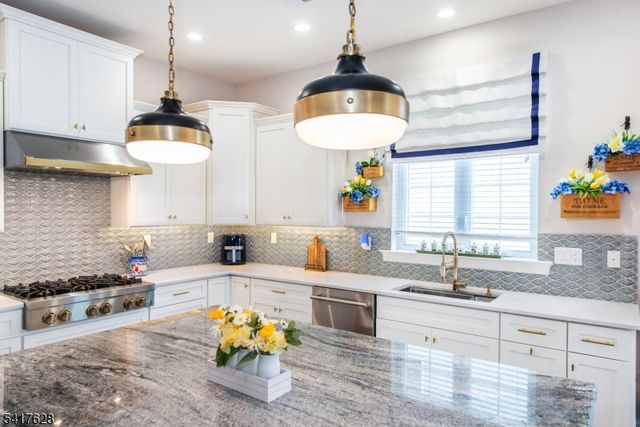 32 GORDON WAY, Mount Olive Twp., NJ 07836