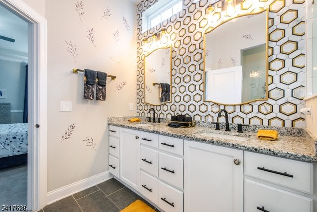 32 GORDON WAY, Mount Olive Twp., NJ 07836