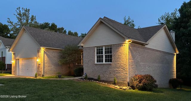 6006 Ledgerock Cove Pl, Louisville, KY 40219