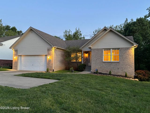 6006 Ledgerock Cove Pl, Louisville, KY 40219