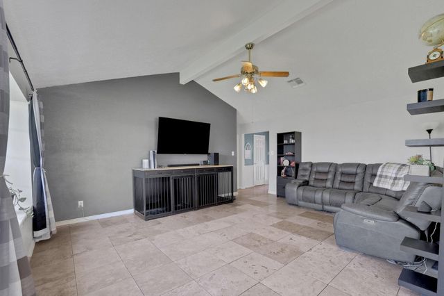 8515 Oakhaven Road, La Porte, TX 77571