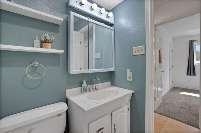 8515 Oakhaven Road, La Porte, TX 77571