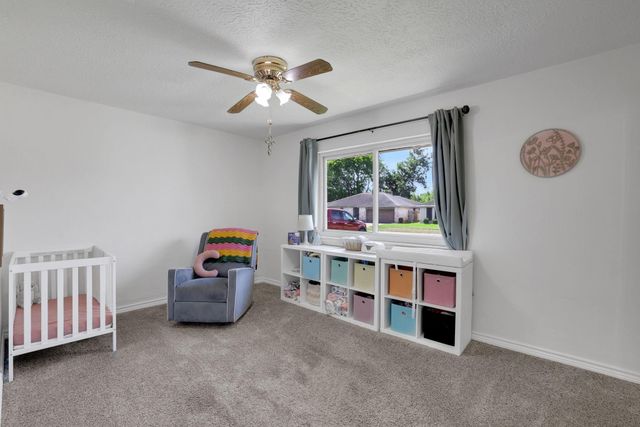 8515 Oakhaven Road, La Porte, TX 77571