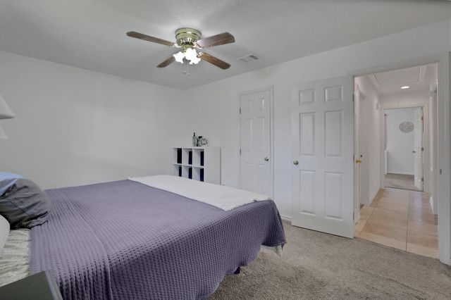 8515 Oakhaven Road, La Porte, TX 77571