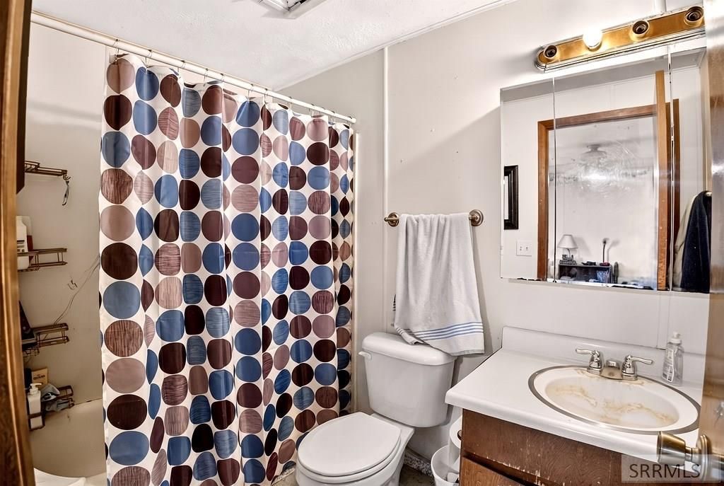 Image 34 of property listing at 4972 W 6000 N, Rexburg, ID 83440
