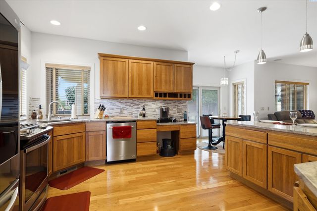 4703 W 20th Ave, Kennewick, WA 99338