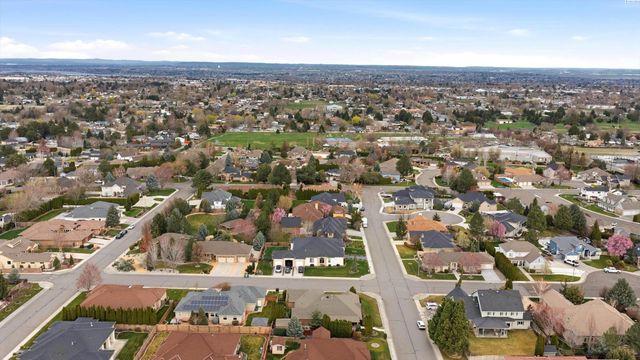 4703 W 20th Ave, Kennewick, WA 99338