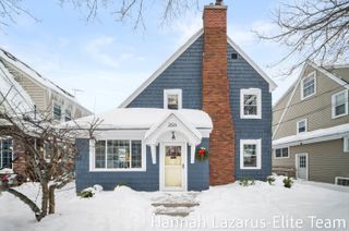 2104 College Avenue Se, City Of Grand Rapids, MI 49507