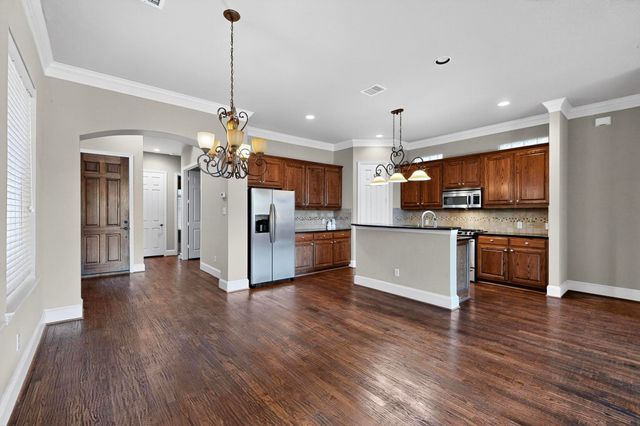 18343 Frankford Lakes Circle, Dallas, TX 75252