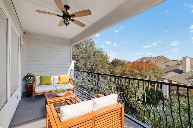 18343 Frankford Lakes Circle, Dallas, TX 75252