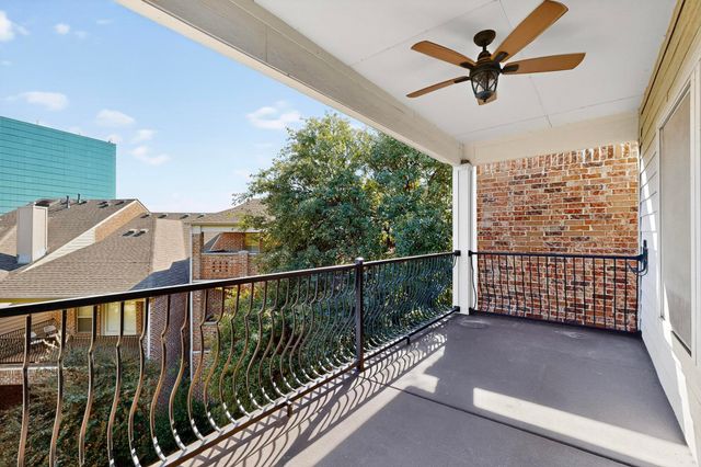 18343 Frankford Lakes Circle, Dallas, TX 75252