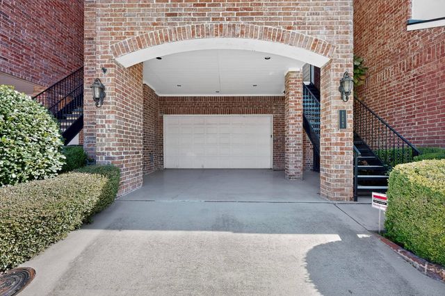 18343 Frankford Lakes Circle, Dallas, TX 75252