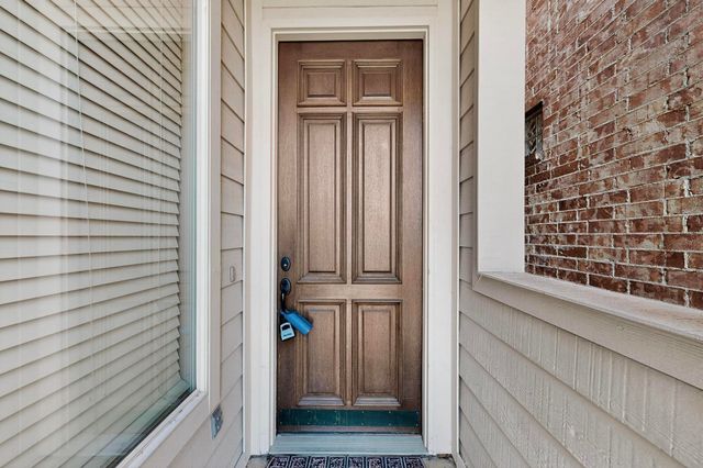 18343 Frankford Lakes Circle, Dallas, TX 75252