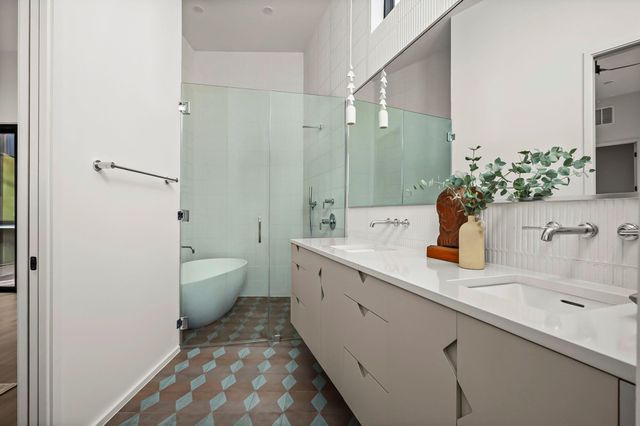 1604 Garner Ave, Austin, TX 78704