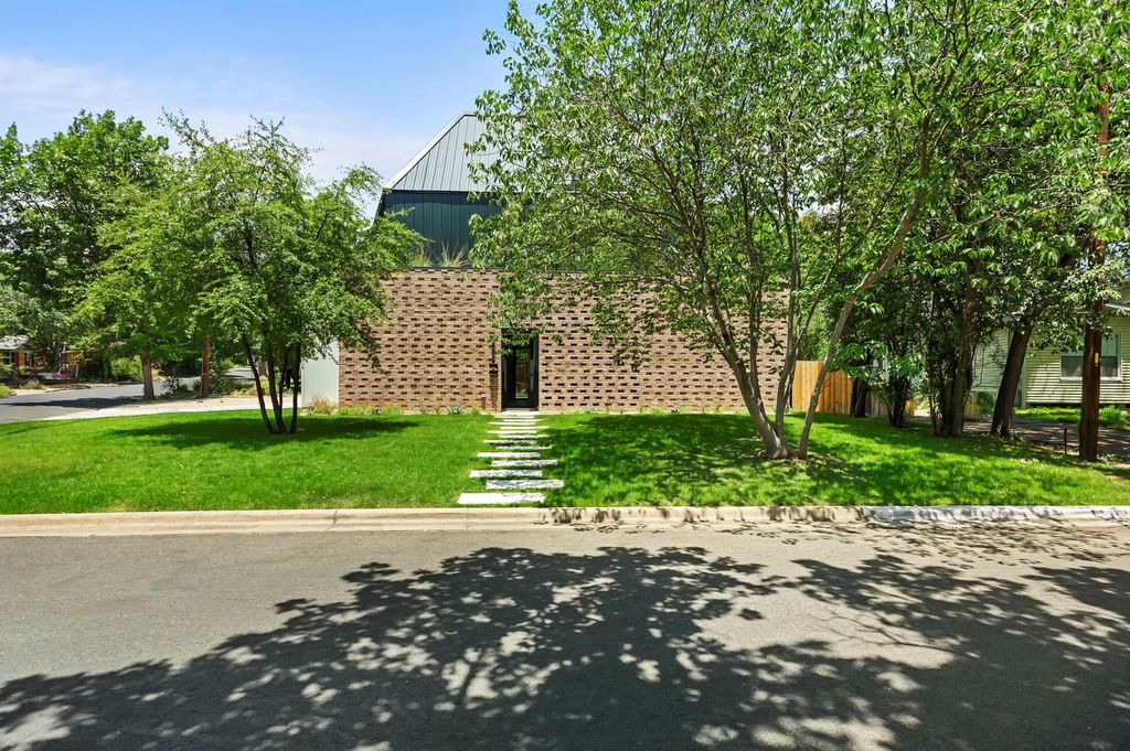 1604 Garner Ave, Austin, TX 78704